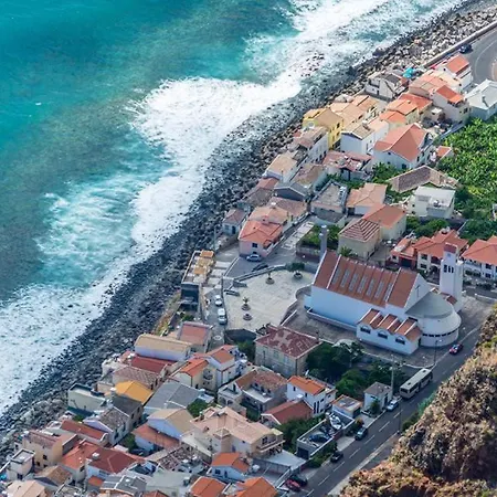 Zoe House * Paul do Mar (Madeira)